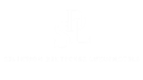 Logo Selektion Deutscher Luxushotels weiß auf grauem Hintergrund